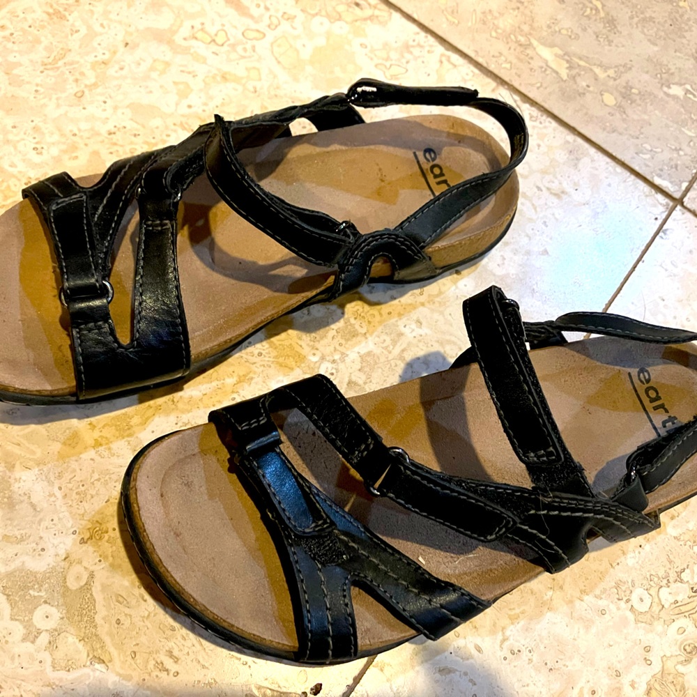 Earth sandals
